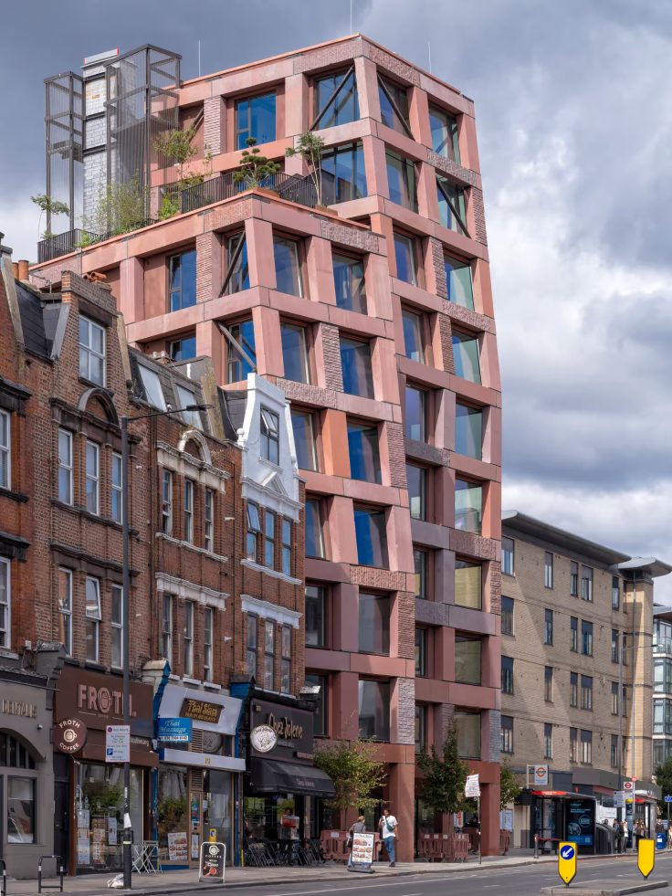 317 Finchley Road: A Structural Stone Exoskeleton